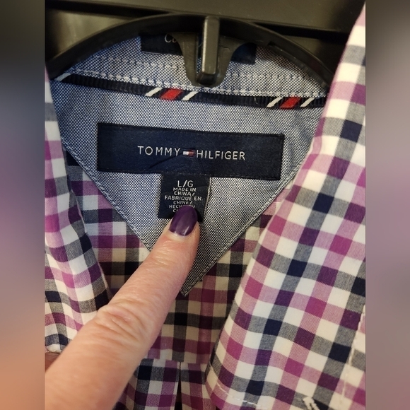 Tommy Hilfiger Button Down Shirt - Picture 4 of 9